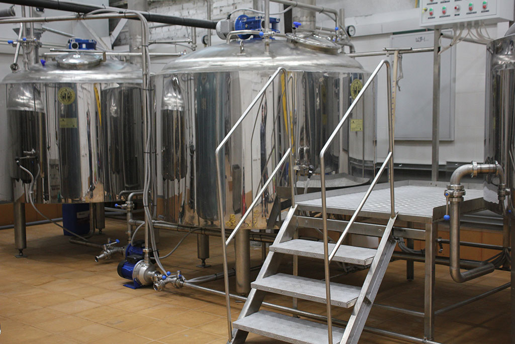 Производство пивоварни Selfmade Brewery